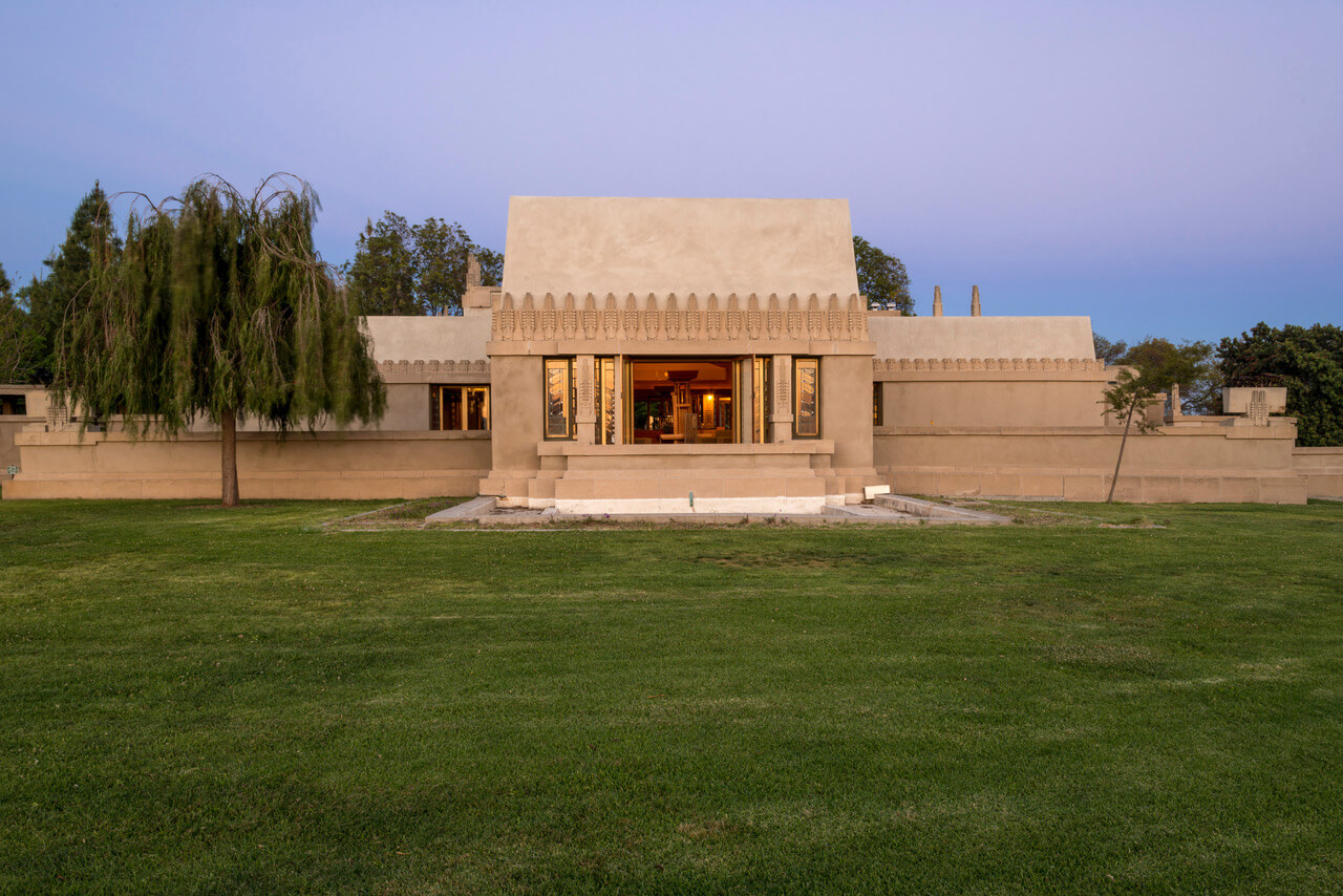 hollyhock house